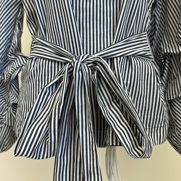 MAX Jeans Black & White Striped Blouse - Picture 10 of 14